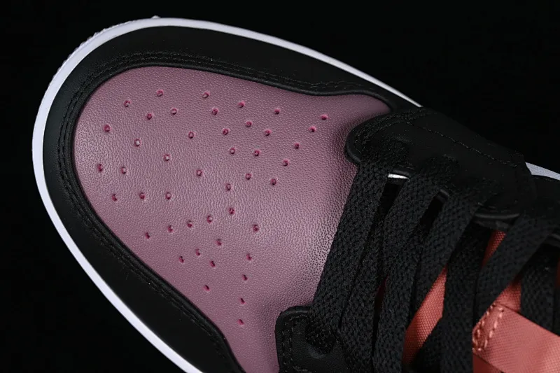 All categories Air Jordan Jordan series basketball shoes Air Jordan 1 Low Z version Air Jordan 1 Low SE AJ1 Joe 1 black and white low-top cultural casual sneakers FB9907-102